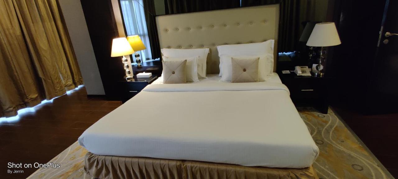 Nehal Hotel Abu Dhabi Esterno foto