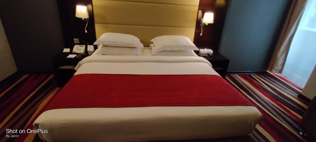 Nehal Hotel Abu Dhabi Esterno foto