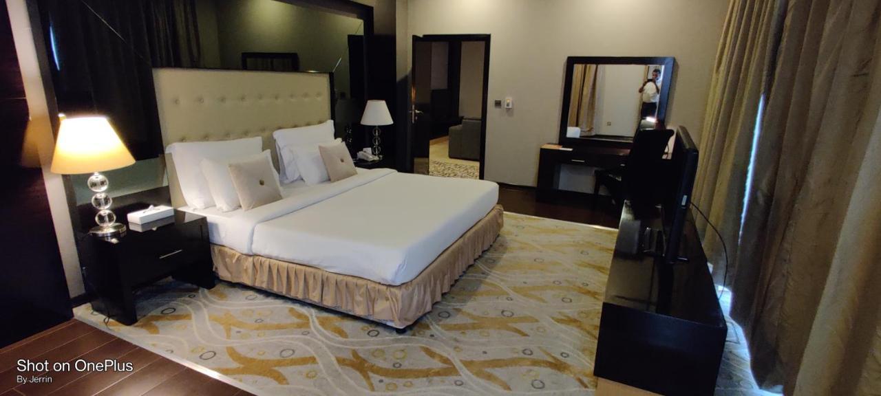 Nehal Hotel Abu Dhabi Esterno foto