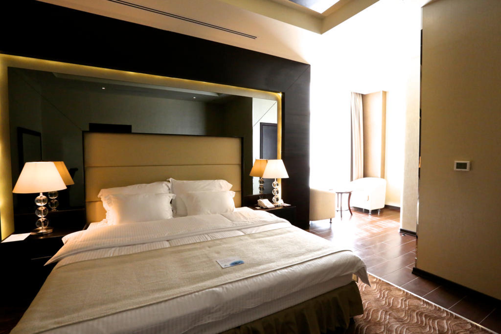 Nehal Hotel Abu Dhabi Esterno foto