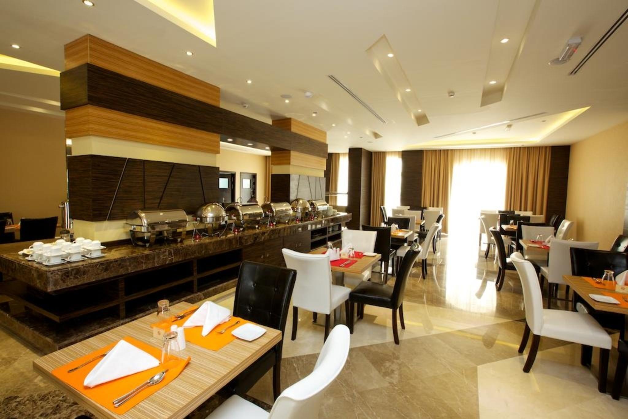 Nehal Hotel Abu Dhabi Esterno foto